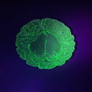 Uranium Vintage Glass Peach Leaf Pattern Circa 1940